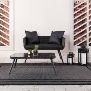 Detail image of  4' x 6' Border Indoor / Outdoor Rug
