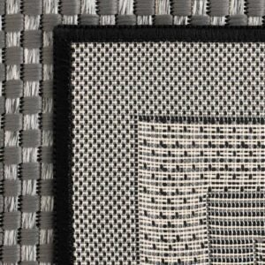 Detail image of  4' x 6' Border Indoor / Outdoor Rug