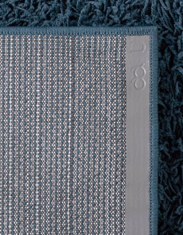 Detail image of  4' x 6' Solid Shag Rug