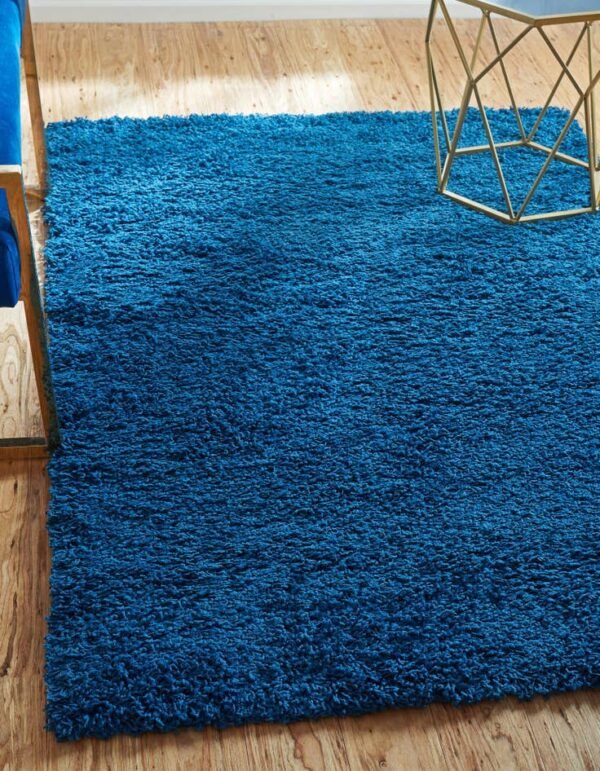 Detail image of  4' x 6' Solid Shag Rug