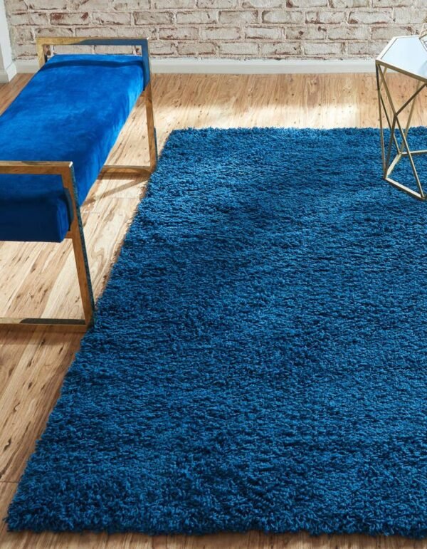 Detail image of  4' x 6' Solid Shag Rug