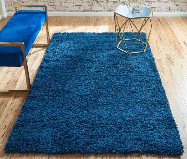 Detail image of  4' x 6' Solid Shag Rug