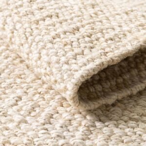 Detail image of  5' 1 x 8'  Hand Woven Chunky Jute Rug