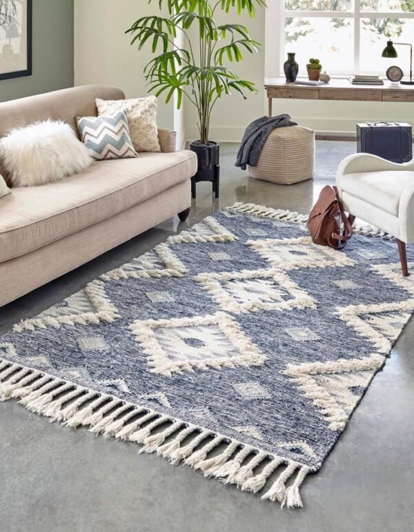Detail image of  9' x 12' 2  Hand Woven Arizona Wool Rug