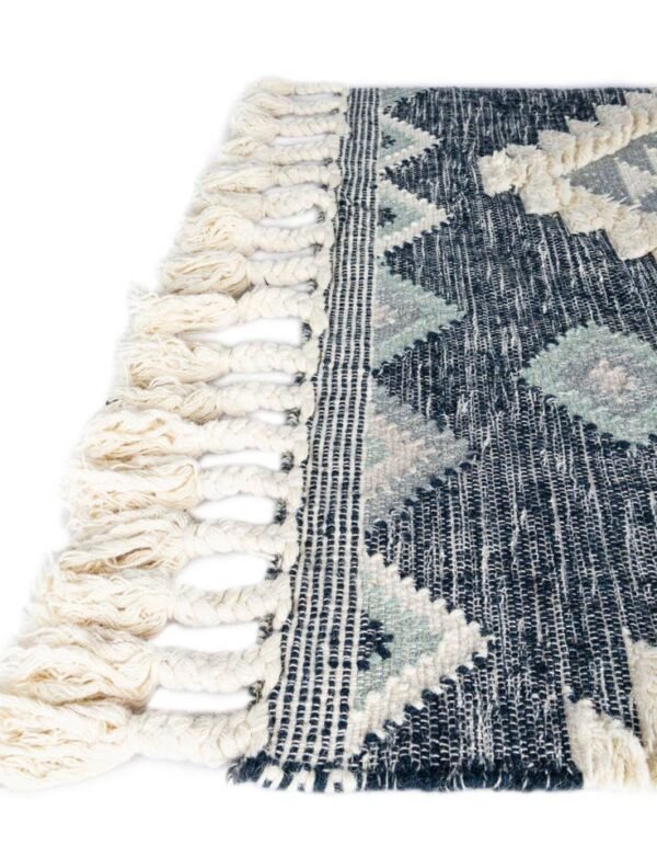 Detail image of  9' x 12' 2  Hand Woven Arizona Wool Rug