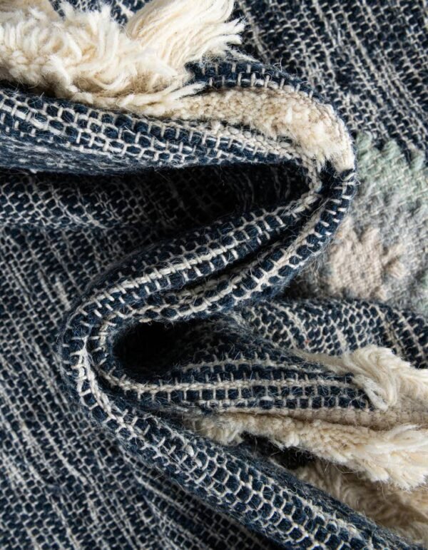 Detail image of  9' x 12' 2  Hand Woven Arizona Wool Rug