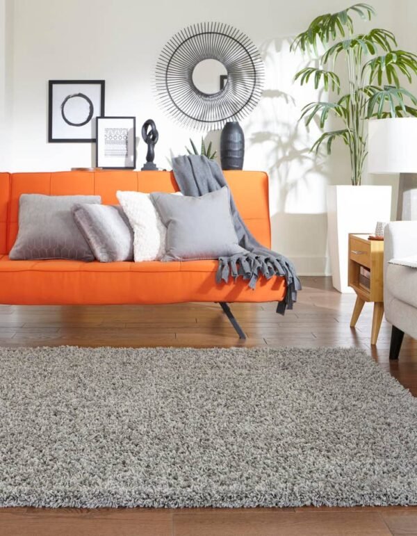 Detail image of  6' x 9' Solid Shag Rug