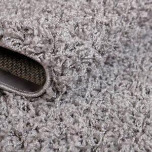 Detail image of  6' x 9' Solid Shag Rug