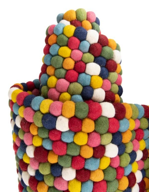 Detail image of  6' 1 x 6' 1 Felt Ball Wool Round Rug