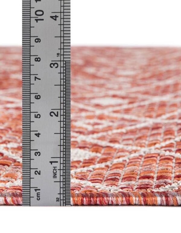 Detail image of  5' 3 x 5' 3 Lattice Indoor / Outdoor Square Rug