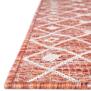 Detail image of  5' 3 x 5' 3 Lattice Indoor / Outdoor Square Rug