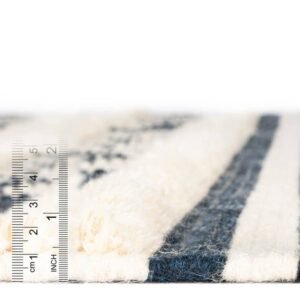 Detail image of  2' 2 x 8' 2  Hand Woven Arizona Wool Runner Rug