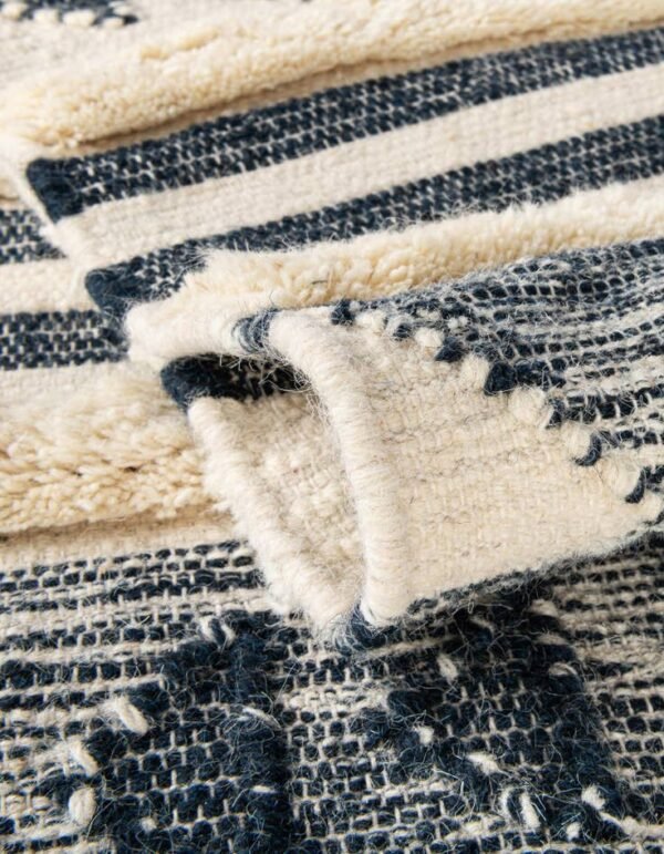 Detail image of  2' 2 x 8' 2  Hand Woven Arizona Wool Runner Rug