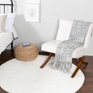 Detail image of  3' 3 x 3' 3 Solid Frieze Round Rug