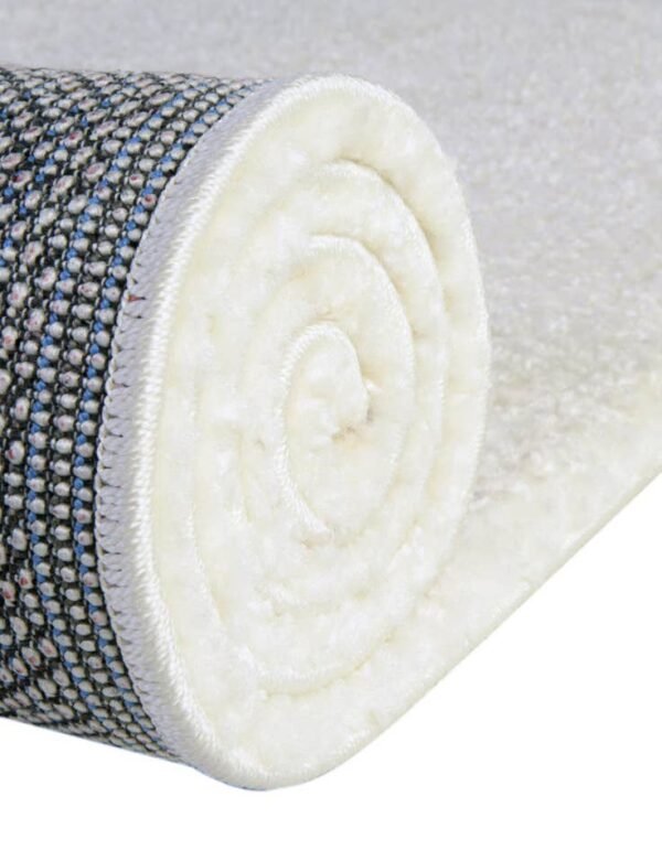 Detail image of  3' 3 x 3' 3 Solid Frieze Round Rug