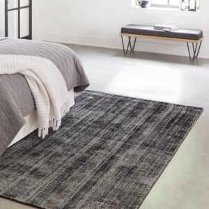 Detail image of  6' 1 x 9'  Hand Woven Jill Zarin English Manor Farmhouse Wool Rug