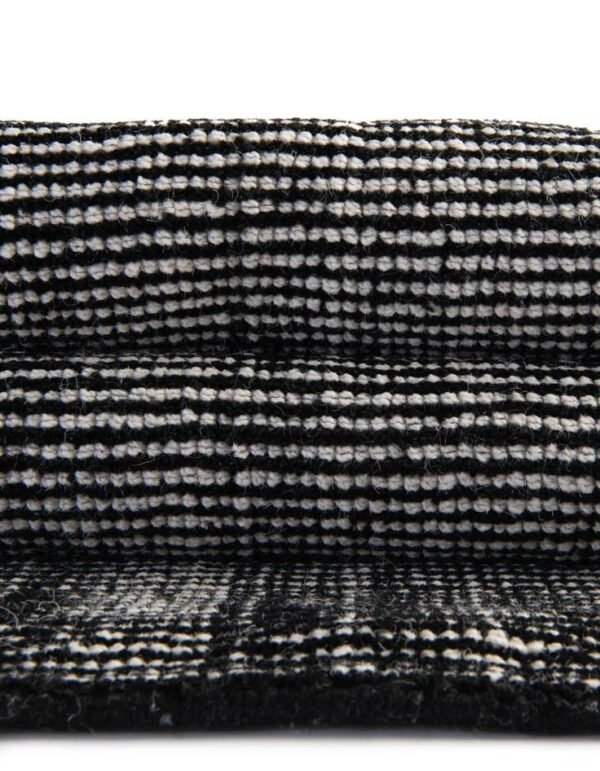 Detail image of  6' 1 x 9'  Hand Woven Jill Zarin English Manor Farmhouse Wool Rug