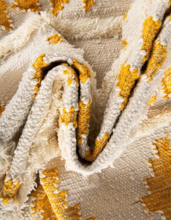 Detail image of  10' x 14' 1  Hand Woven Arizona Wool Rug