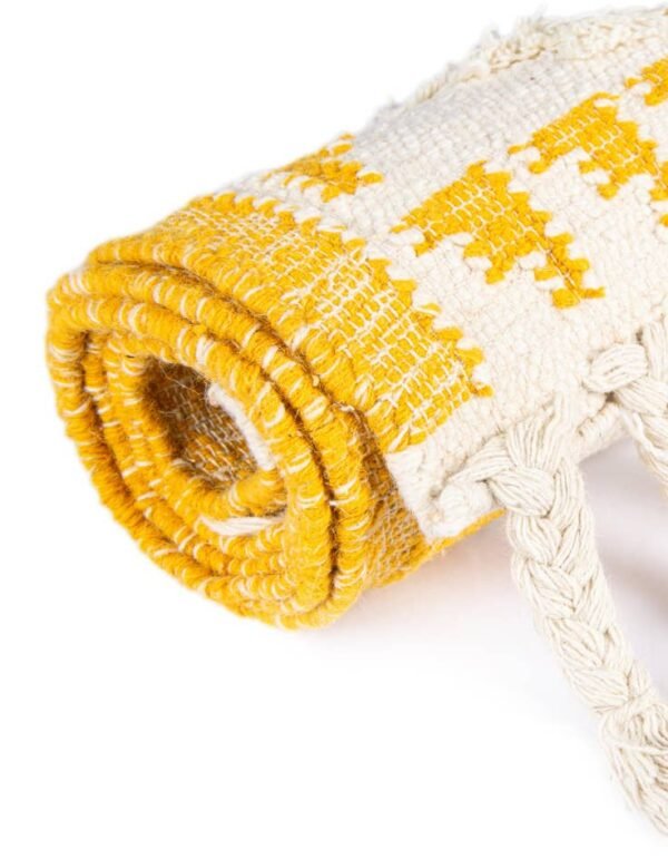 Detail image of  10' x 14' 1  Hand Woven Arizona Wool Rug