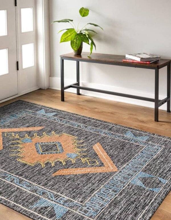 Detail image of  6' 1 x 9'  Hand Woven Kilim Wool Rug