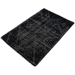Detail image of  2' x 3' 1 WoolCraft Geometric Rug