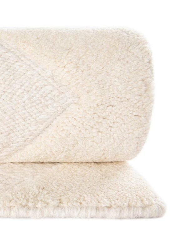 Detail image of  2' x 6' 1  Hand Woven Lattice Wool Runner Rug