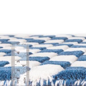 Detail image of  7' 10 x 7' 10 Hand Tufted Wool Square Rug
