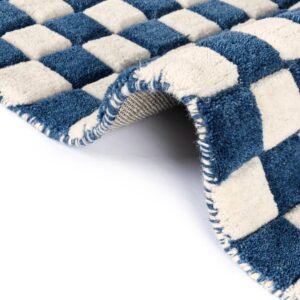 Detail image of  7' 10 x 7' 10 Hand Tufted Wool Square Rug