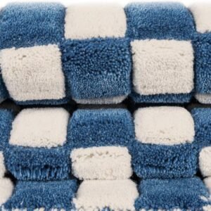 Detail image of  7' 10 x 7' 10 Hand Tufted Wool Square Rug